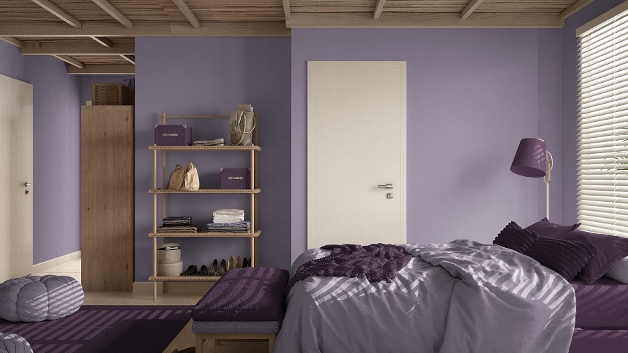 غرفة نوم بألوان الأرجواني والرمادي